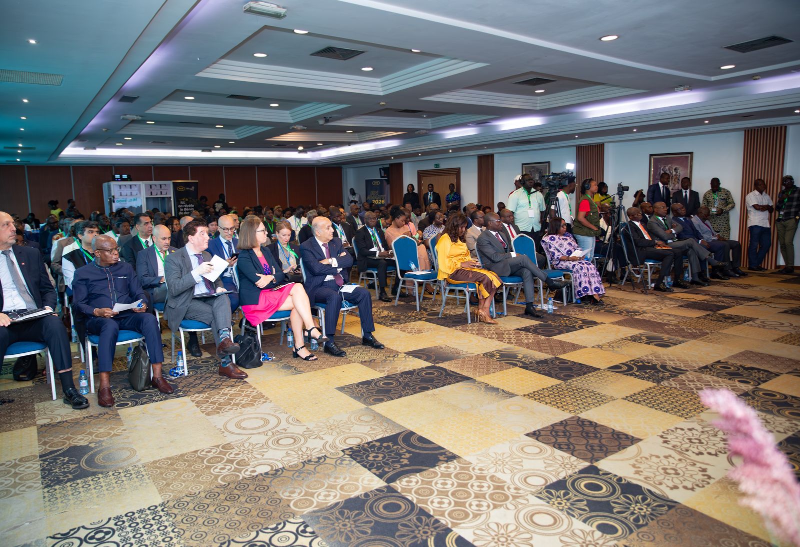 Full conference room during Benin Deal Room 2026